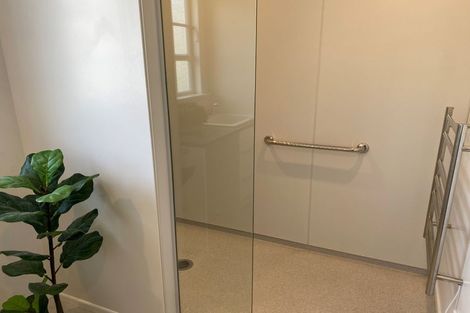 Photo of property in 1/95 Whites Line East, Waiwhetu, Lower Hutt, 5010