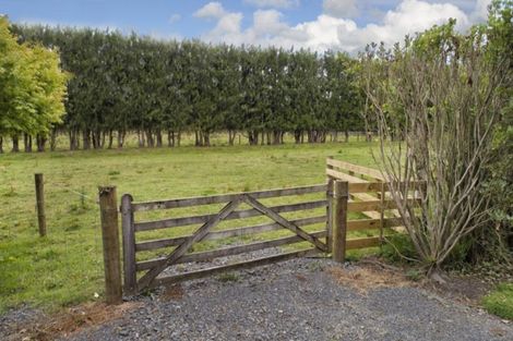 Photo of property in 147a Jones Road, Tawharanui Peninsula, Warkworth, 0986