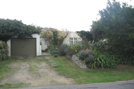 Photo of property in 131 Matatua Road, Raumati Beach, Paraparaumu, 5032