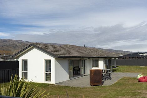 Photo of property in 58 Missy Crescent, Mount Pisa, Cromwell, 9383