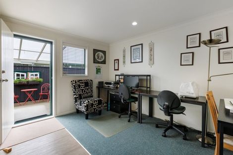 Photo of property in 32 Vale Street, Otumoetai, Tauranga, 3110