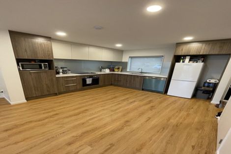 Photo of property in 2/34 Edmonton Road, Henderson, Auckland, 0612