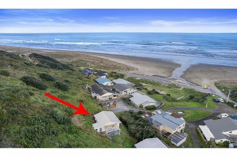 Photo of property in 13 Ocean Close, Te Kopuru, 0371