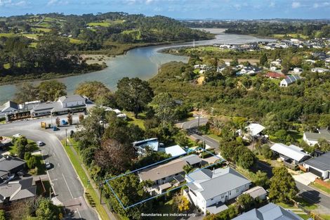 Photo of property in 43 Arthur Street, Riverhead, 0820