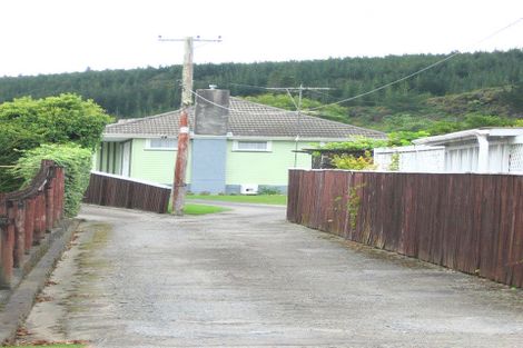 Photo of property in 23 Mangaroa Hill Road, Maoribank, Upper Hutt, 5018