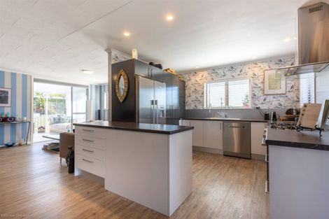 Photo of property in 56 Aranui Road, Mapua, 7005