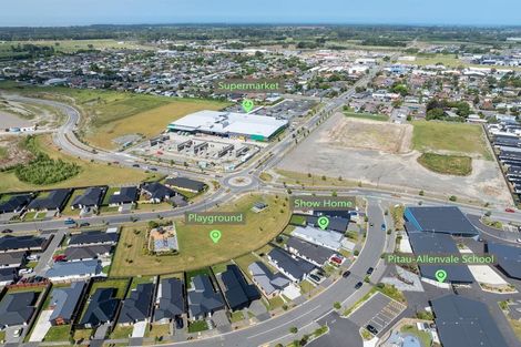 Photo of property in 8 Treedale Street, Belfast, Christchurch, 8051