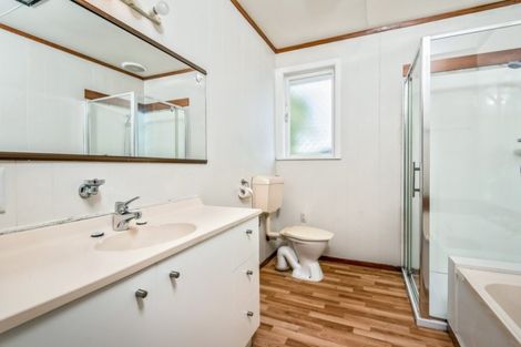 Photo of property in 39a Harrington Road, Henderson, Auckland, 0610