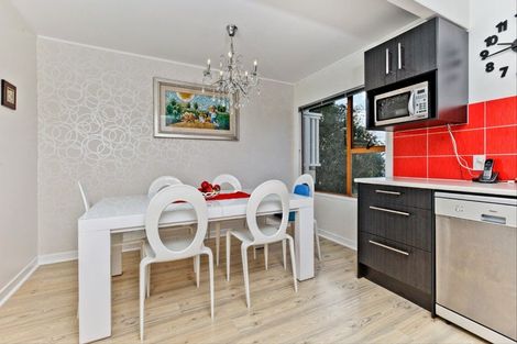 Photo of property in 2/55 Monarch Avenue, Hillcrest, Auckland, 0627