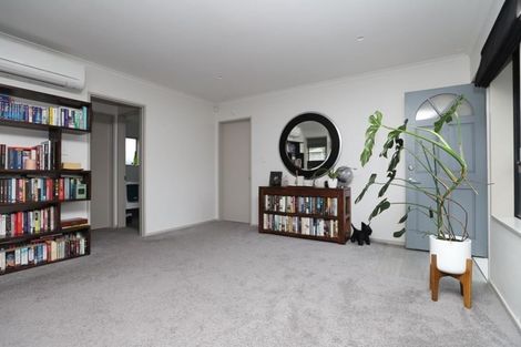 Photo of property in 28 Admiral Crescent, Flagstaff, Hamilton, 3210