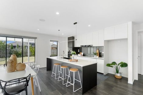 Photo of property in 30 Roy Hilton Drive, Flagstaff, Hamilton, 3210