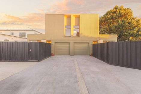 Photo of property in 13 Effingham Street, North New Brighton, Christchurch, 8083