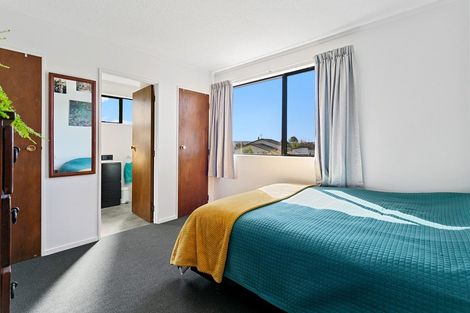 Photo of property in 9 Gladstone Grove, Richmond Heights, Taupo, 3330