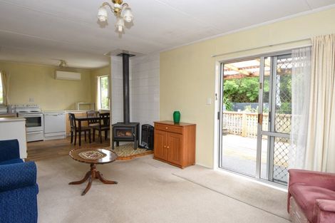 Photo of property in 20 Kupe Drive, Carterton, 5713