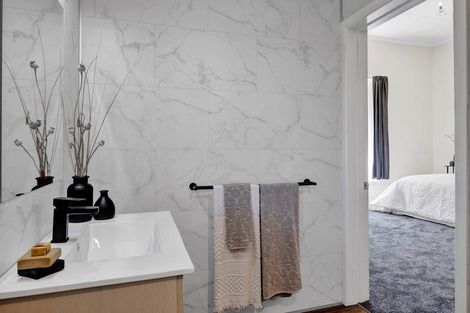 Photo of property in 25 Argyle Street, Hawera, 4610