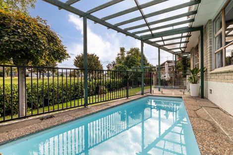 Photo of property in 110 Avondale Road, Taradale, Napier, 4112