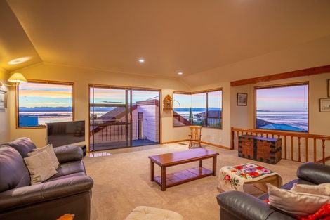 Photo of property in 102 Brooklands Road, Atawhai, Nelson, 7010