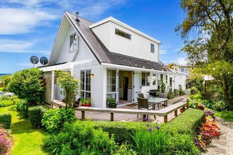 Photo of property in 4 Richmond Avenue, Richmond Heights, Taupo, 3330