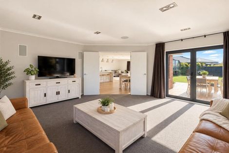 Photo of property in 13 Watkins Road, Cambridge, 3434