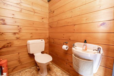 Photo of property in 2 Hale Place, Ngatea, 3503