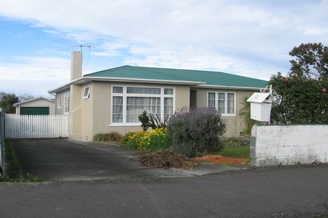 Photo of property in 28 Kipling Street, Roslyn, Palmerston North, 4414