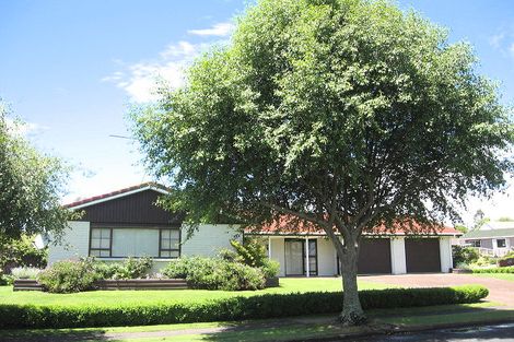 Photo of property in 14 Sheridan Crescent, Leamington, Cambridge, 3432