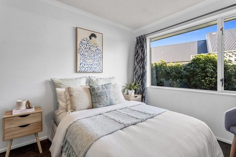 Photo of property in 32 Broadhaven Avenue, Parklands, Christchurch, 8083