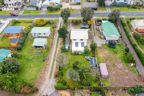 Photo of property in 240 Pukehina Parade, Pukehina, Te Puke, 3189