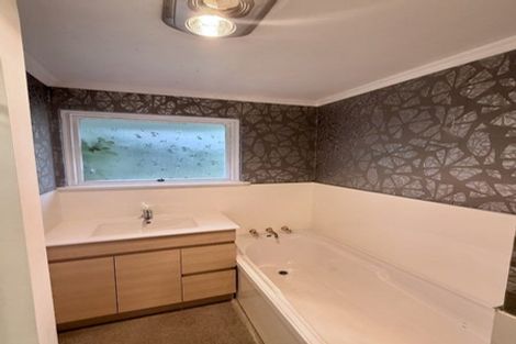 Photo of property in 9 Seaforth Place, Woolston, Christchurch, 8023