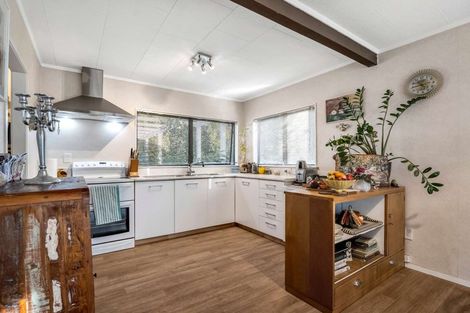 Photo of property in 11 Oxford Road, Lake Rotoma, Rotorua, 3074