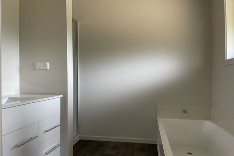 Photo of property in 30 Hill Street, Hikurangi, 0114