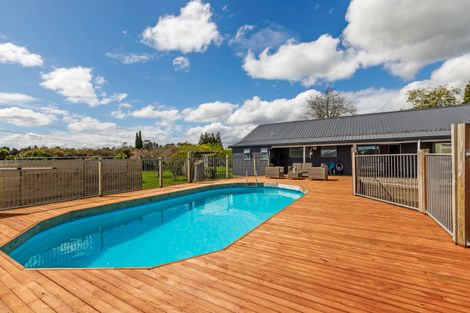 Photo of property in 515 Whitehills Road, Waitoki, Silverdale, 0994