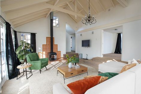 Photo of property in 15 Bodkin Road, Bridge Hill, Alexandra, 9320