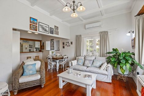 Photo of property in 225 Hibiscus Coast Highway, Red Beach, 0932