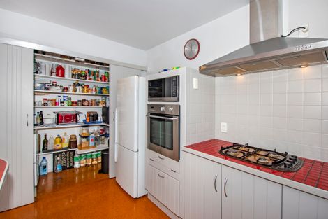 Photo of property in 25 Tapeka Road, Russell, 0202