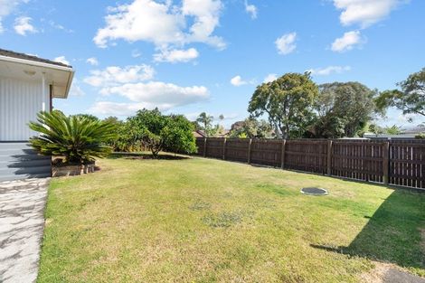 Photo of property in 72 Muir Avenue, Mangere Bridge, Auckland, 2022