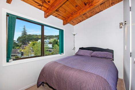 Photo of property in 25 Tapeka Road, Russell, 0202