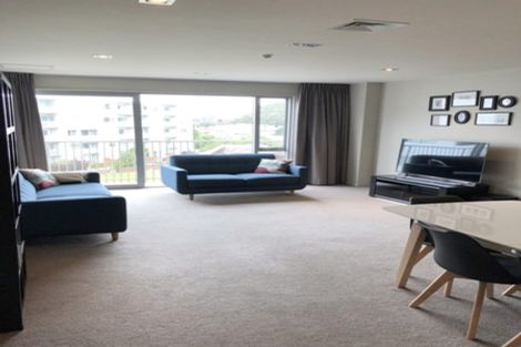 Photo of property in Shoal Haven Apartments, 112a/130 Anzac Street, Takapuna, Auckland, 0622