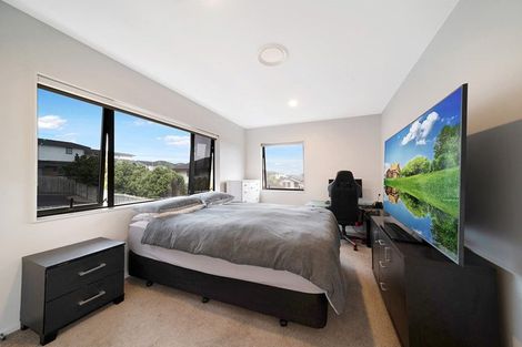 Photo of property in 55 Platinum Rise, Ranui, Auckland, 0612