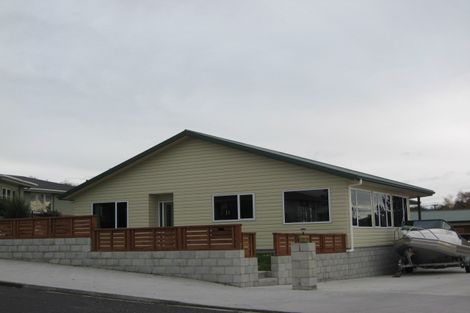 Photo of property in 12 Christie Street, Balclutha, 9230