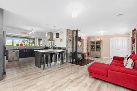 Photo of property in 515 Whitehills Road, Waitoki, Silverdale, 0994