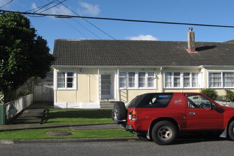 Photo of property in 11 Cole Street, Naenae, Lower Hutt, 5011