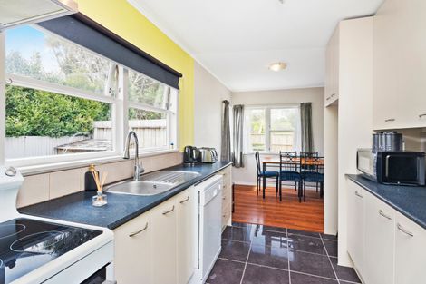 Photo of property in 10 Valley Road, Waiuku, 2123