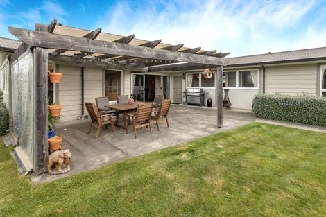 Photo of property in 1 Burrows Place, Ilam, Christchurch, 8041