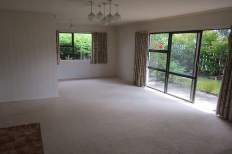 Photo of property in 2 Bevan Place, Otaki, 5512