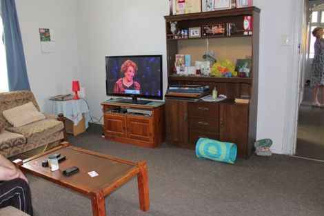 Photo of property in 73 Alexander Street, Greymouth, 7805