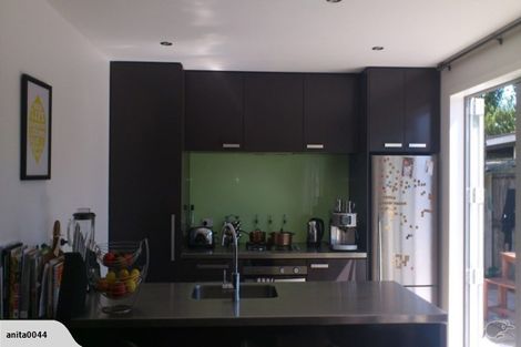 Photo of property in 20 Heywood Terrace, Richmond, Christchurch, 8013