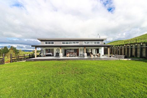 Photo of property in 143e Smith Road, Dannevirke, 4978