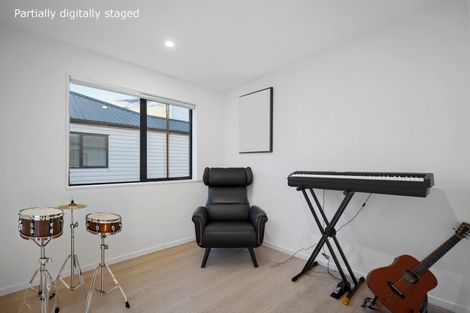 Photo of property in 1/135 Lancaster Road, Beach Haven, Auckland, 0626