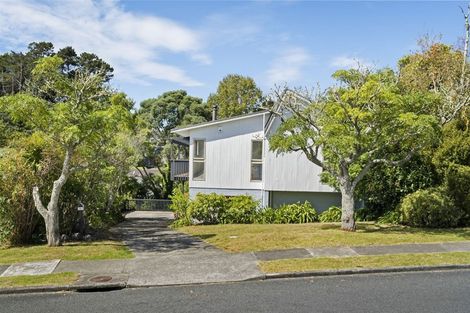 Photo of property in 154 Stapleford Crescent, Browns Bay, Auckland, 0630